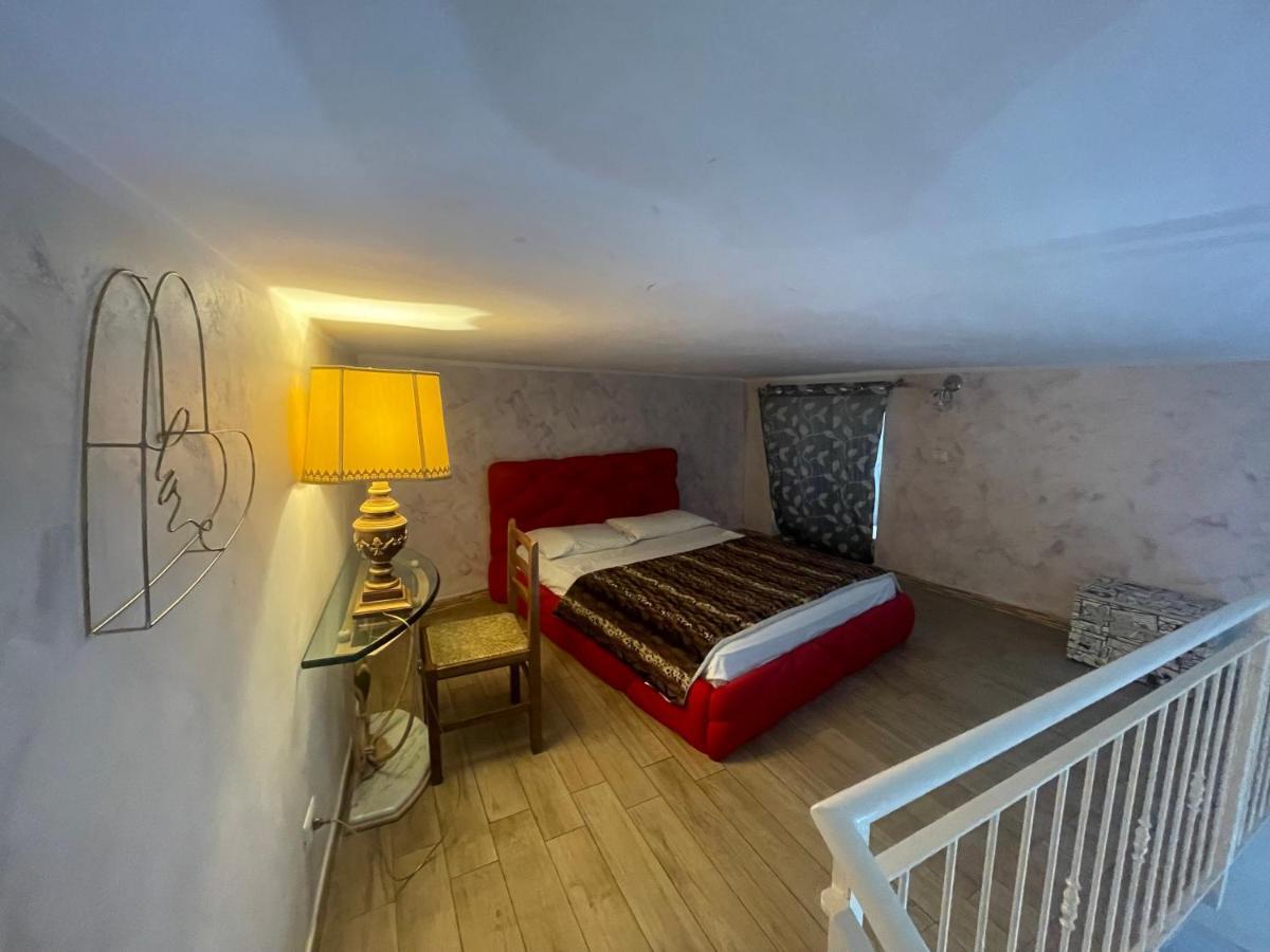 Da Walter 2 ,Holiday Home In The Centre Катания Экстерьер фото